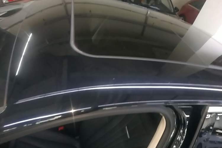 Used Hongqi H5 2024 1.5T DCT Smart Connect Flagship Edition Roof