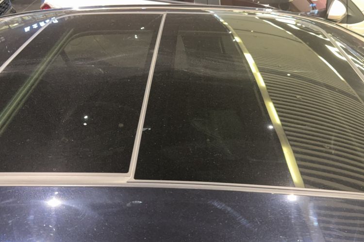 Used Hongqi H5 2024 2.0T Automatic Smart Connect Flagship Edition Roof