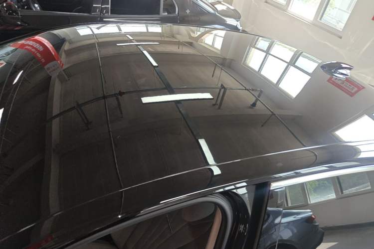 Used Hongqi H5 2024 1.5T DCT Smart Connect Flagship Edition Roof