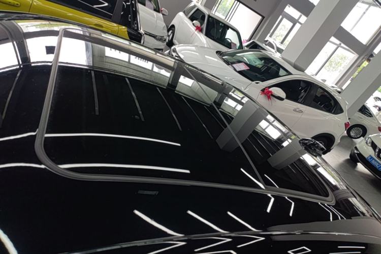 Used Hongqi H5 2024 1.5T DCT Smart Connect Flagship Edition Roof