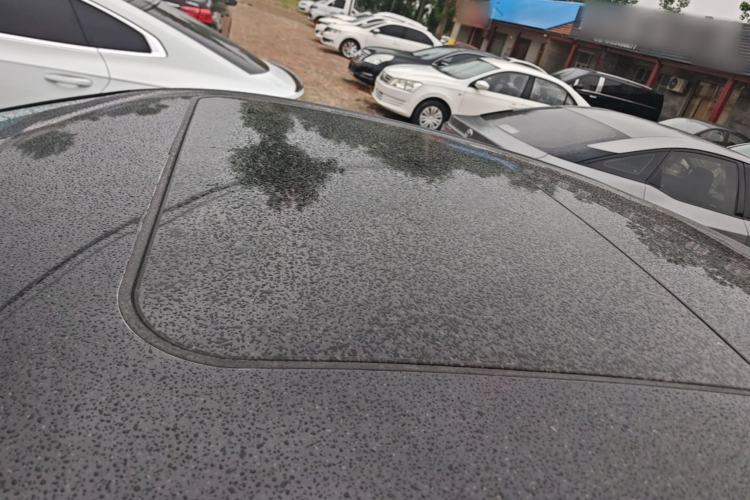 Used Hongqi H5 2024 1.5T DCT Smart Connect Flagship Edition Roof