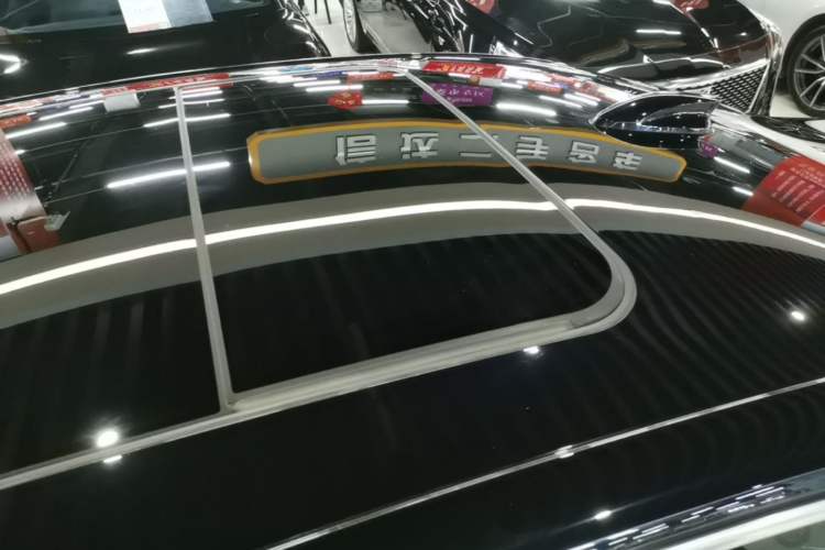 Used Hongqi H5 2024 2.0T Automatic Smart Connect Flagship Edition Roof