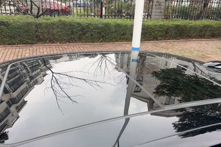 Used Hongqi H5 2024 2.0T Automatic Smart Connect Flagship Edition Roof