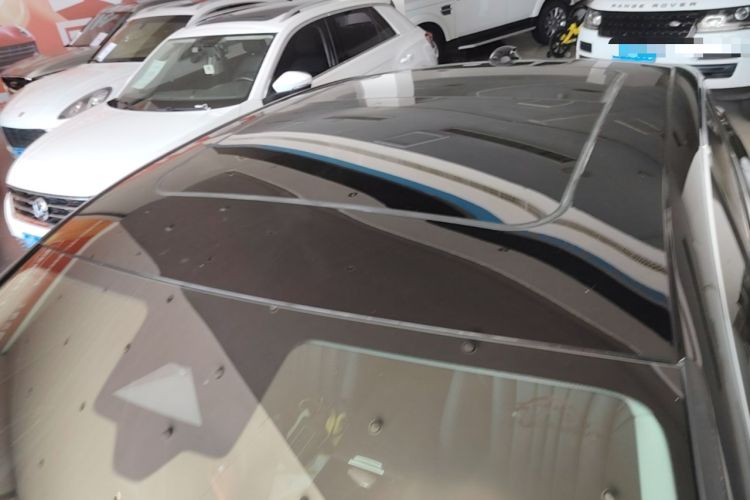 Used Hongqi H5 2024 2.0T Automatic Smart Connect Flagship Edition Roof