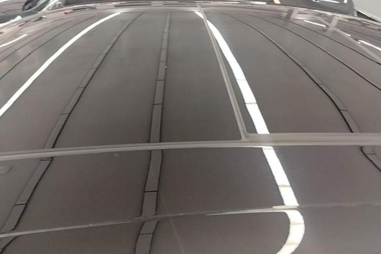 Used Hongqi H5 2024 2.0T Automatic Smart Connect Flagship Edition Roof
