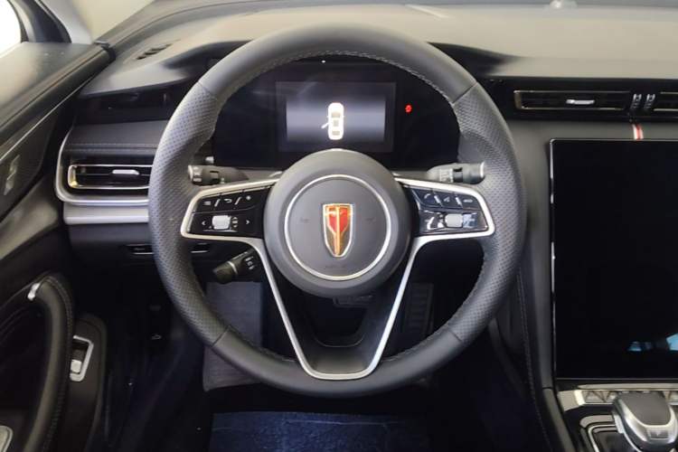 Used Hongqi H5 2024 1.5T DCT Smart Connect Flagship Edition Steering Wheel