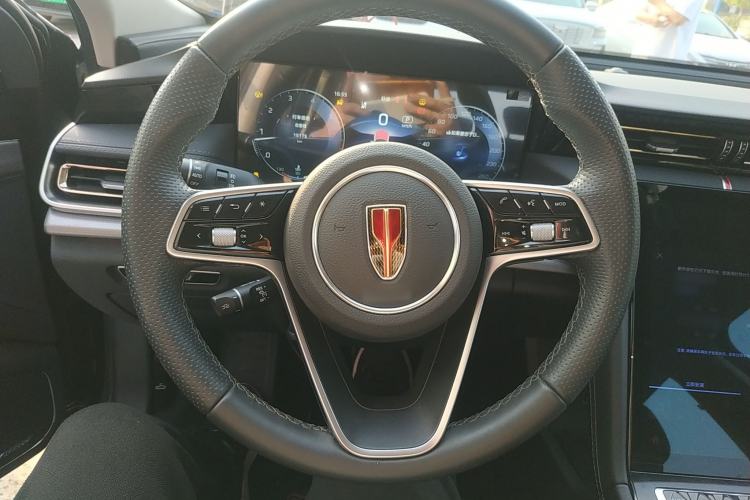 Used Hongqi H5 2024 2.0T Automatic Smart Connect Flagship Edition Steering Wheel
