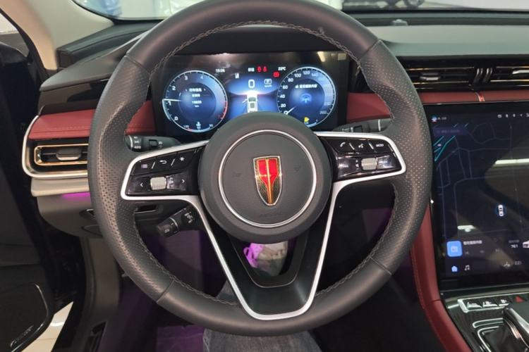 Used Hongqi H5 2024 2.0T Automatic Smart Connect Flagship Edition Steering Wheel