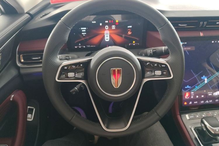 Used Hongqi H5 2024 2.0T Automatic Smart Connect Flagship Edition Steering Wheel