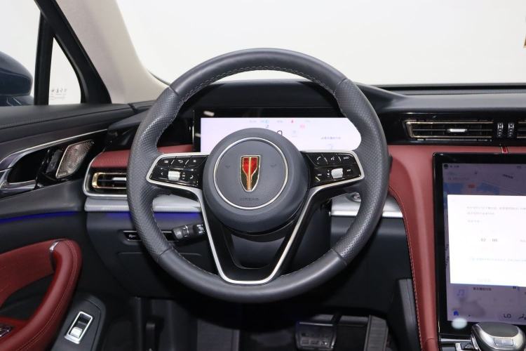Used Hongqi H5 2024 2.0T Automatic Smart Connect Flagship Edition Steering Wheel