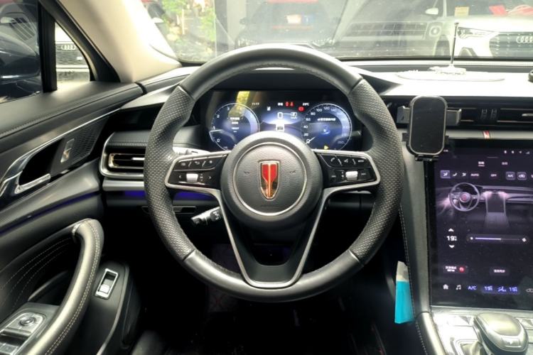 Used Hongqi H5 2024 2.0T Automatic Smart Connect Flagship Edition Steering Wheel