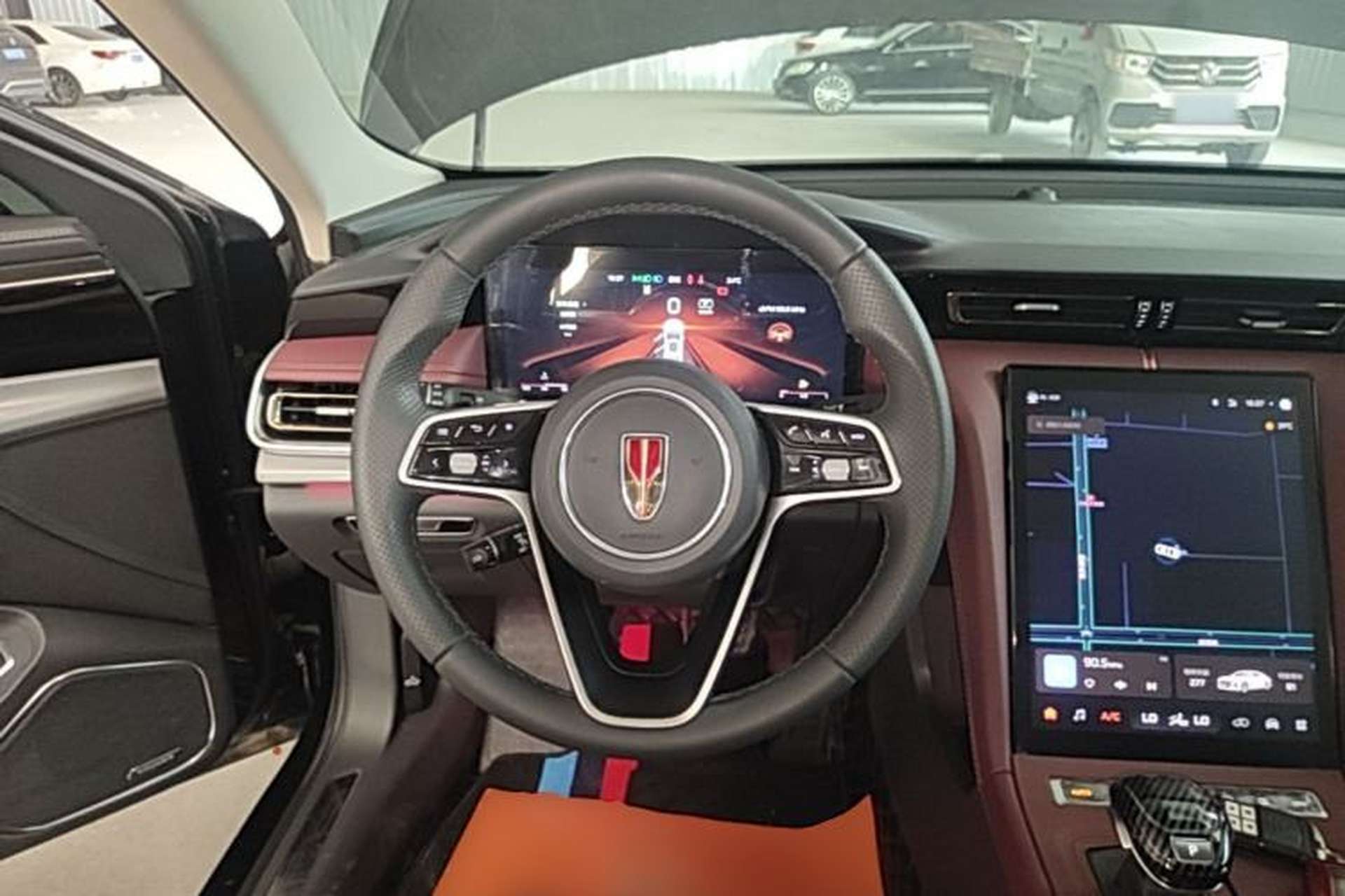 Used Hongqi H5 2024 2.0T Automatic Smart Connect Flagship Edition Steering Wheel