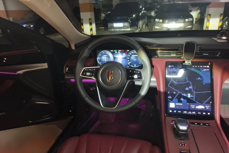 Used Hongqi H5 2024 2.0T Automatic Smart Connect Flagship Edition Steering Wheel