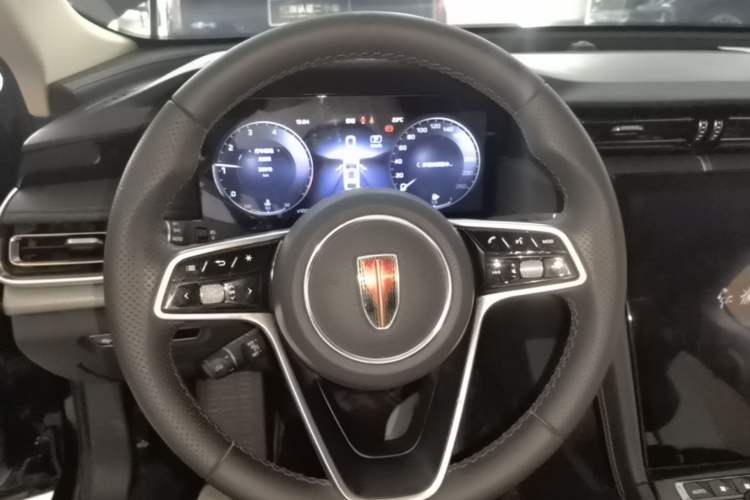 Used Hongqi H5 2024 2.0T Automatic Smart Connect Flagship Edition Steering Wheel