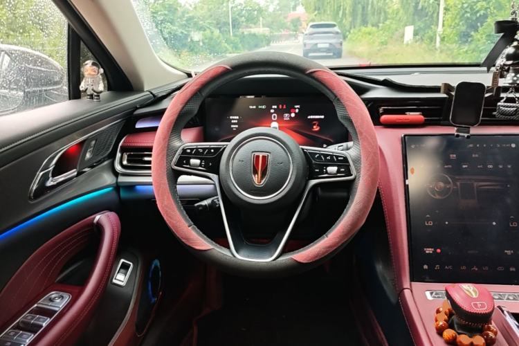 Used Hongqi H5 2024 2.0T Automatic Smart Connect Flagship Edition Steering Wheel