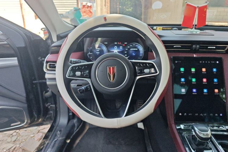 Used Hongqi H5 2024 2.0T Automatic Smart Connect Flagship Edition Steering Wheel