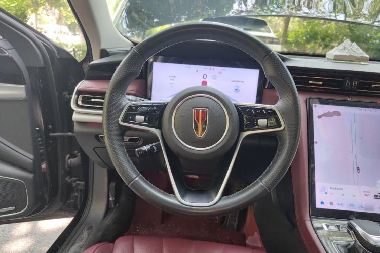 Used Hongqi H5 2024 2.0T Automatic Smart Connect Flagship Edition Steering Wheel