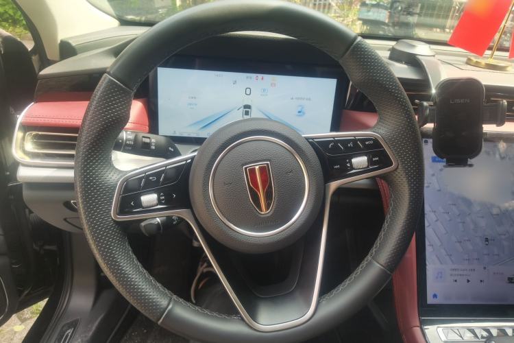 Used Hongqi H5 2024 2.0T Automatic Smart Connect Flagship Edition Steering Wheel
