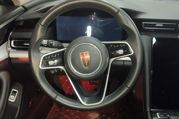 Used Hongqi H5 2024 2.0T Automatic Smart Connect Flagship Edition Steering Wheel