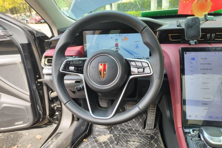 Used Hongqi H5 2024 2.0T Automatic Smart Connect Flagship Edition Steering Wheel