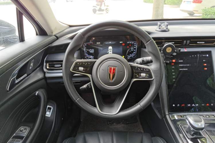 Used Hongqi H5 2024 1.5T DCT Smart Connect Flagship Edition Steering Wheel
