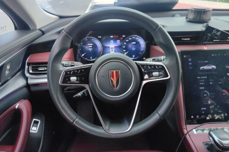 Used Hongqi H5 2024 2.0T Automatic Smart Connect Flagship Edition Steering Wheel