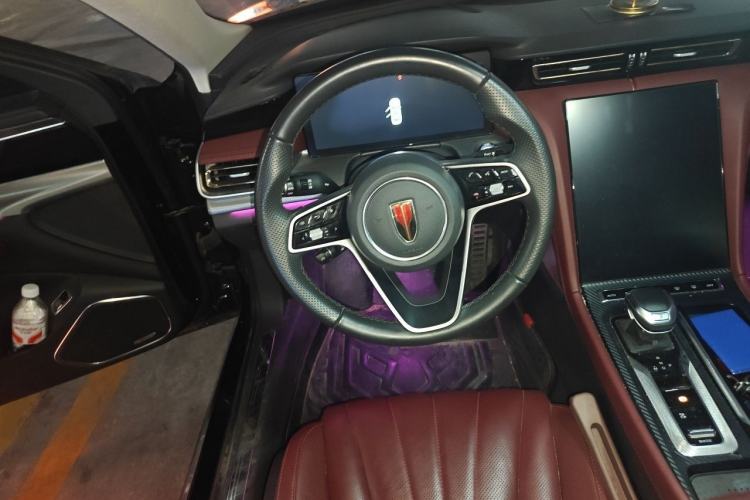 Used Hongqi H5 2024 2.0T Automatic Smart Connect Flagship Edition Steering Wheel