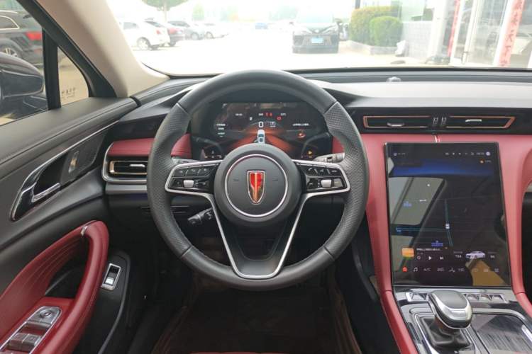 Used Hongqi H5 2024 2.0T Automatic Smart Connect Flagship Edition Steering Wheel