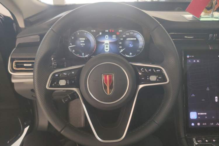 Used Hongqi H5 2024 2.0T Automatic Smart Connect Flagship Edition Steering Wheel