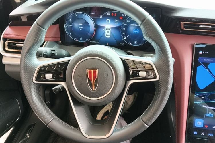 Used Hongqi H5 2024 2.0T Automatic Smart Connect Flagship Edition Steering Wheel