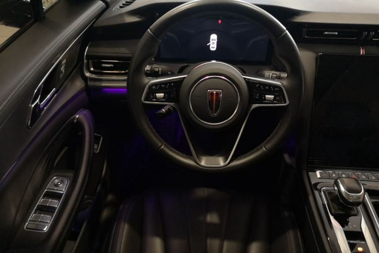 Used Hongqi H5 2024 2.0T Automatic Smart Connect Flagship Edition Steering Wheel