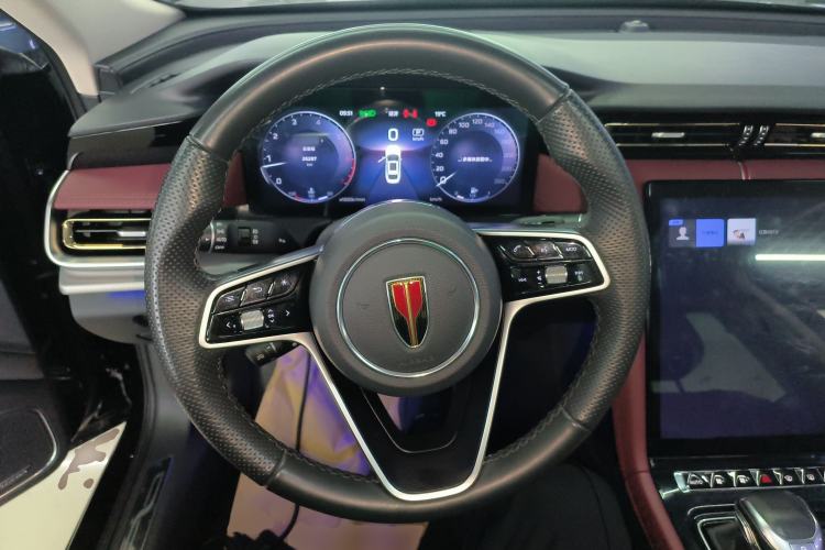 Used Hongqi H5 2024 2.0T Automatic Smart Connect Flagship Edition Steering Wheel