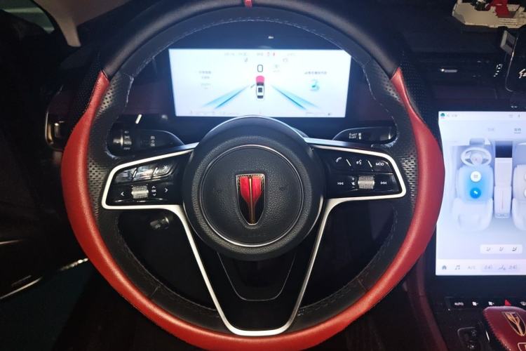 Used Hongqi H5 2024 2.0T Automatic Smart Connect Flagship Edition Steering Wheel