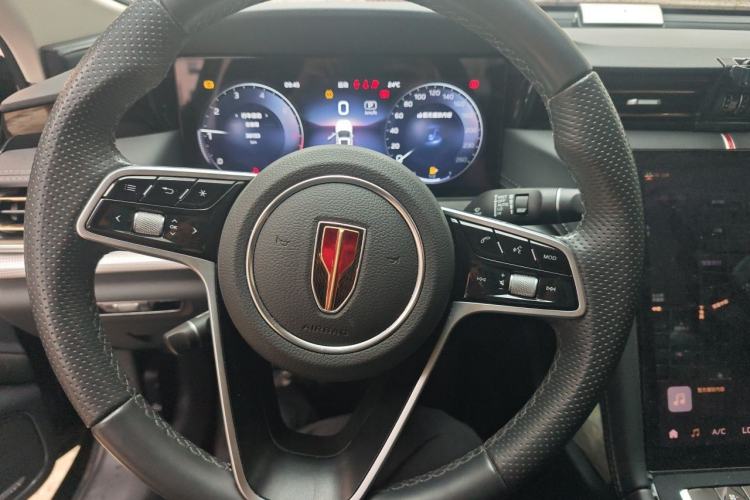 Used Hongqi H5 2024 2.0T Automatic Smart Connect Flagship Edition Steering Wheel