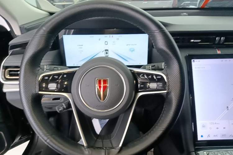 Used Hongqi H5 2024 2.0T Automatic Smart Connect Flagship Edition Steering Wheel