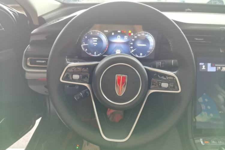 Used Hongqi H5 2024 2.0T Automatic Smart Connect Flagship Edition Steering Wheel