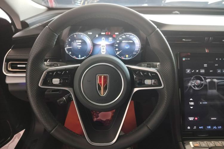 Used Hongqi H5 2024 2.0T Automatic Smart Connect Flagship Edition Steering Wheel