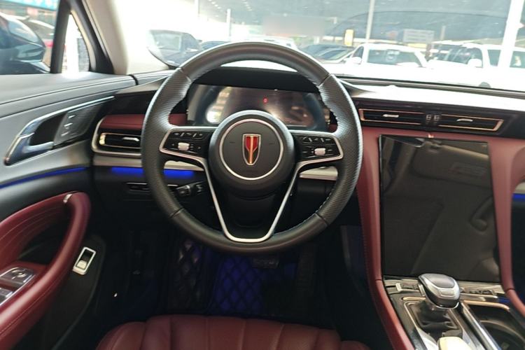 Used Hongqi H5 2024 2.0T Automatic Smart Connect Flagship Edition Steering Wheel