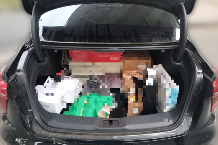 Used Hongqi H5 2024 2.0T Automatic Smart Connect Flagship Edition Trunk