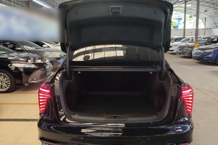 Used Hongqi H5 2024 1.5T DCT Smart Connect Flagship Edition Trunk