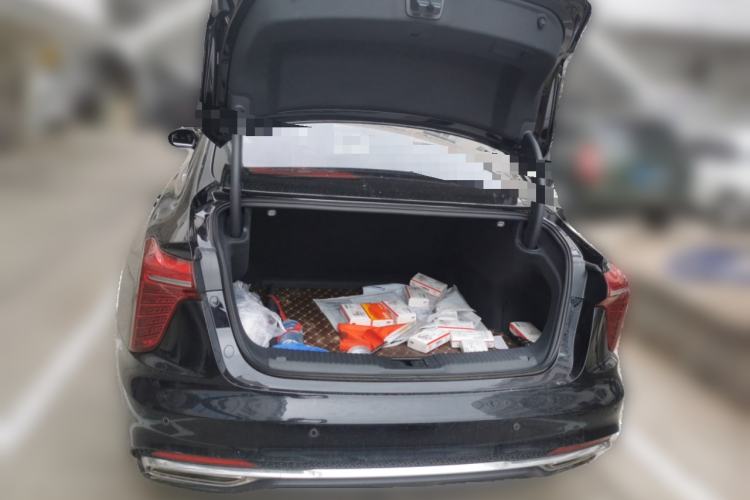 Used Hongqi H5 2024 1.5T HEV Smart Connect Flagship Edition Trunk