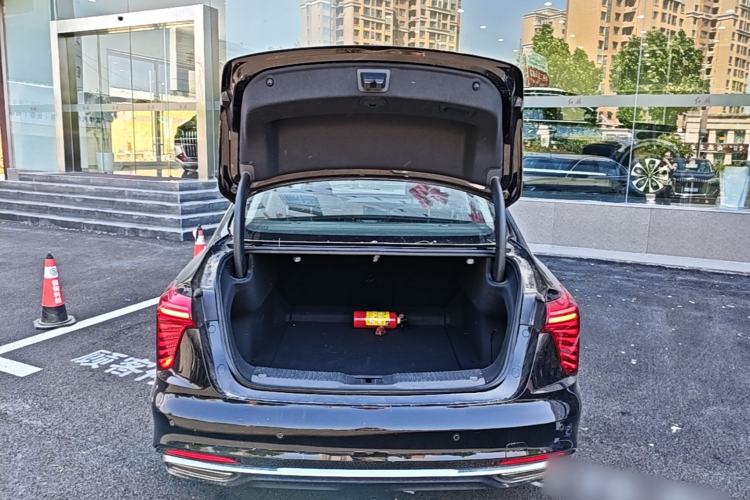 Used Hongqi H5 2024 1.5T DCT Smart Connect Flagship Edition Trunk