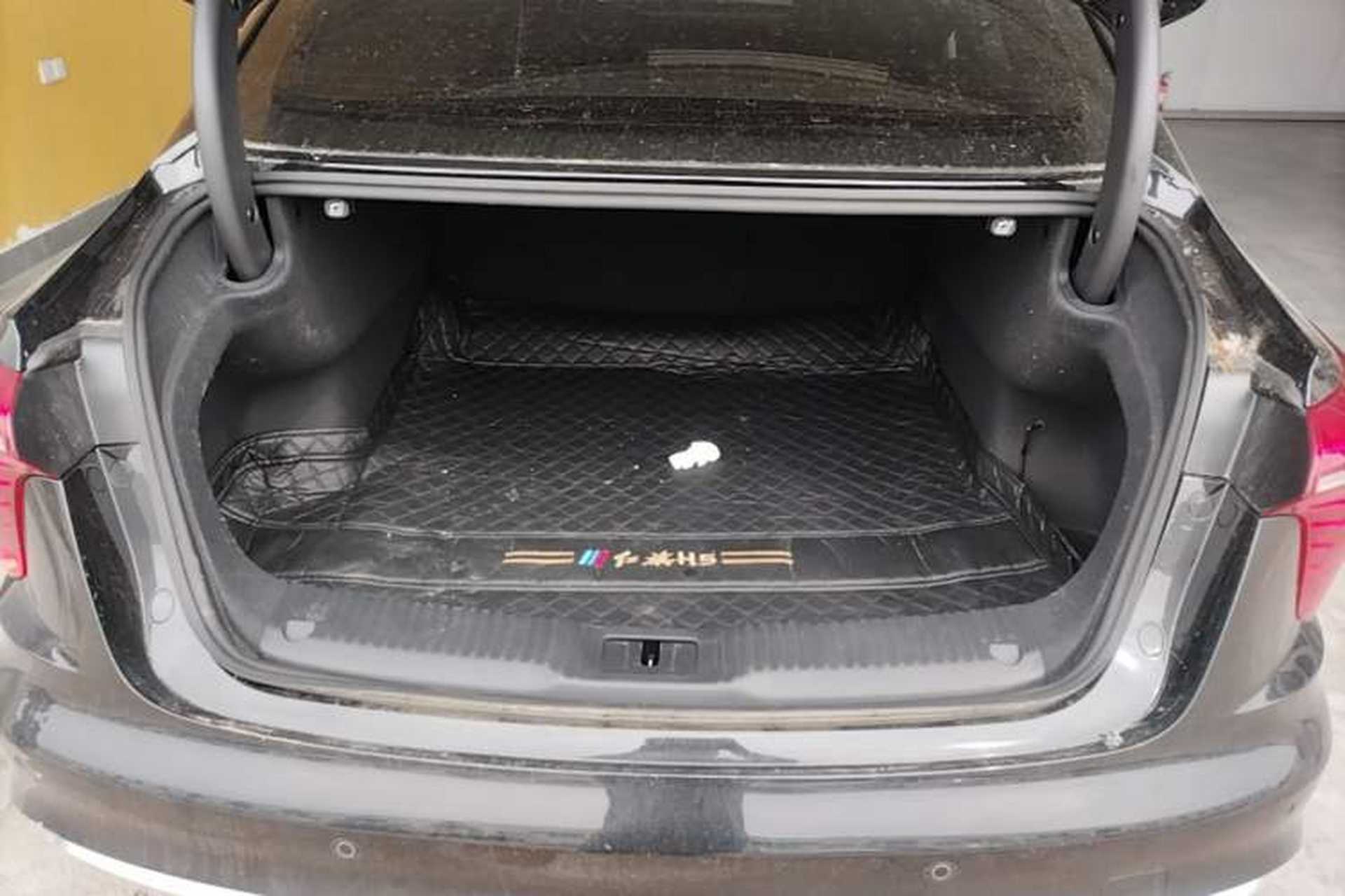 Used Hongqi H5 2024 2.0T Automatic Smart Connect Flagship Edition Trunk