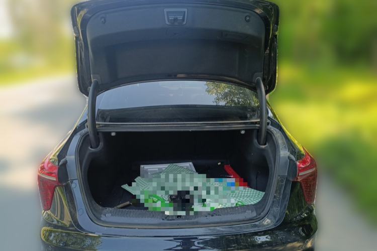 Used Hongqi H5 2024 1.5T DCT Smart Connect Flagship Edition Trunk