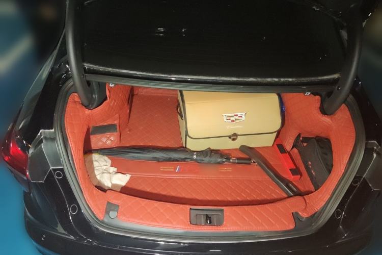 Used Hongqi H5 2024 2.0T Automatic Smart Connect Flagship Edition Trunk