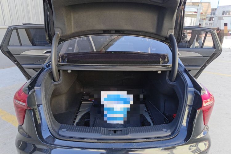 Used Hongqi H5 2024 1.5T DCT Smart Connect Flagship Edition Trunk