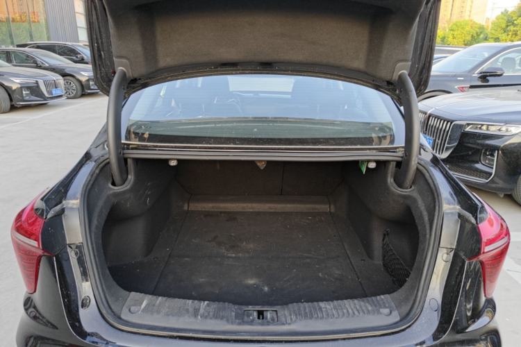 Used Hongqi H5 2024 1.5T DCT Smart Connect Flagship Edition Trunk