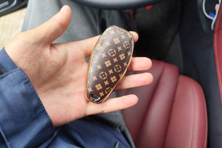 Used Hongqi H5 2024 1.5T DCT Smart Connect Flagship Edition Vehicle Key