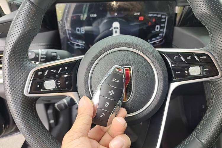 Used Hongqi H5 2024 1.5T DCT Smart Connect Flagship Edition Vehicle Key