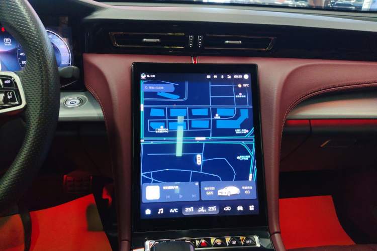 Used Hongqi H5 2024 2.0T Automatic Smart Connect Flagship Edition Audio And AC Panel